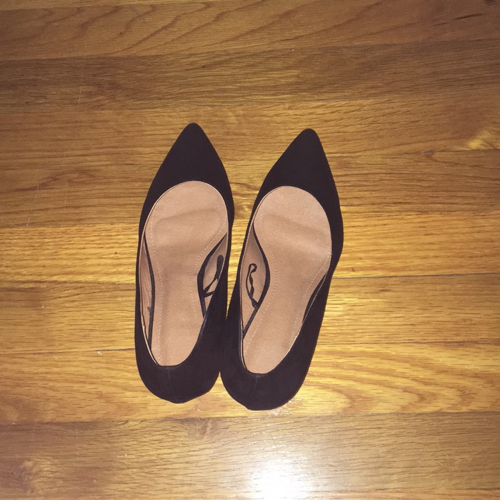 Black velvet kitten heels